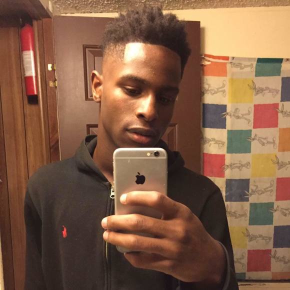 Meet your Posher, Day - Picture 1 of 1